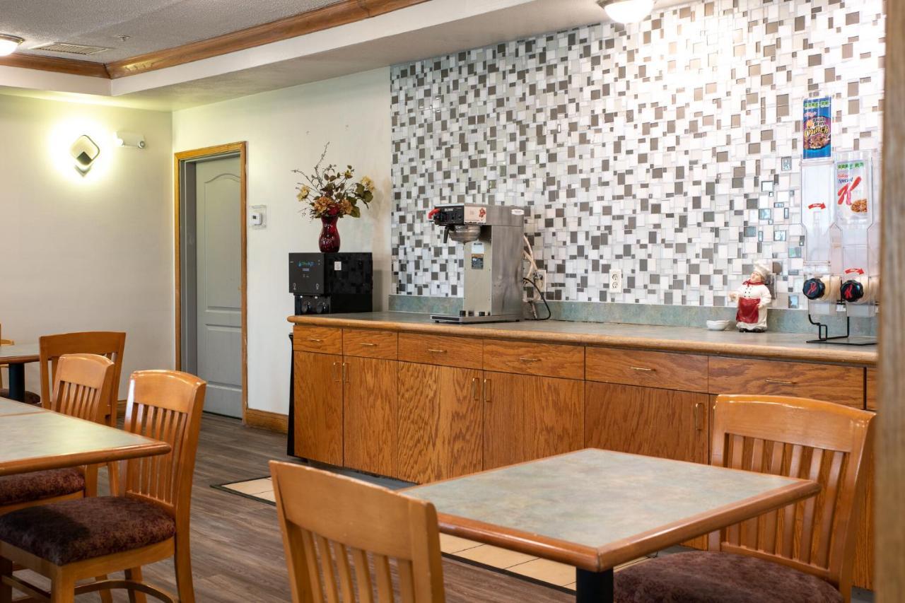 Blisspoint Inn & Suites 마리온 외부 사진