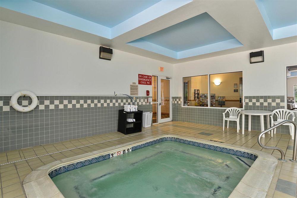 Blisspoint Inn & Suites 마리온 외부 사진
