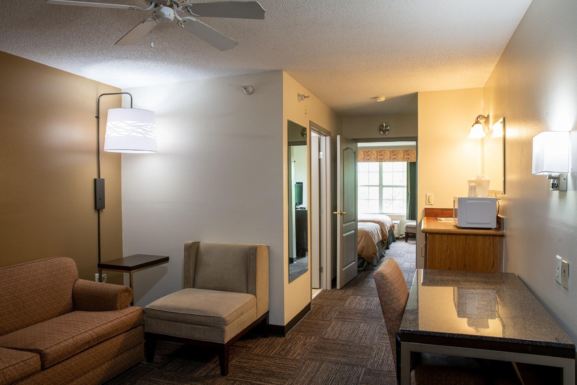 Blisspoint Inn & Suites 마리온 외부 사진
