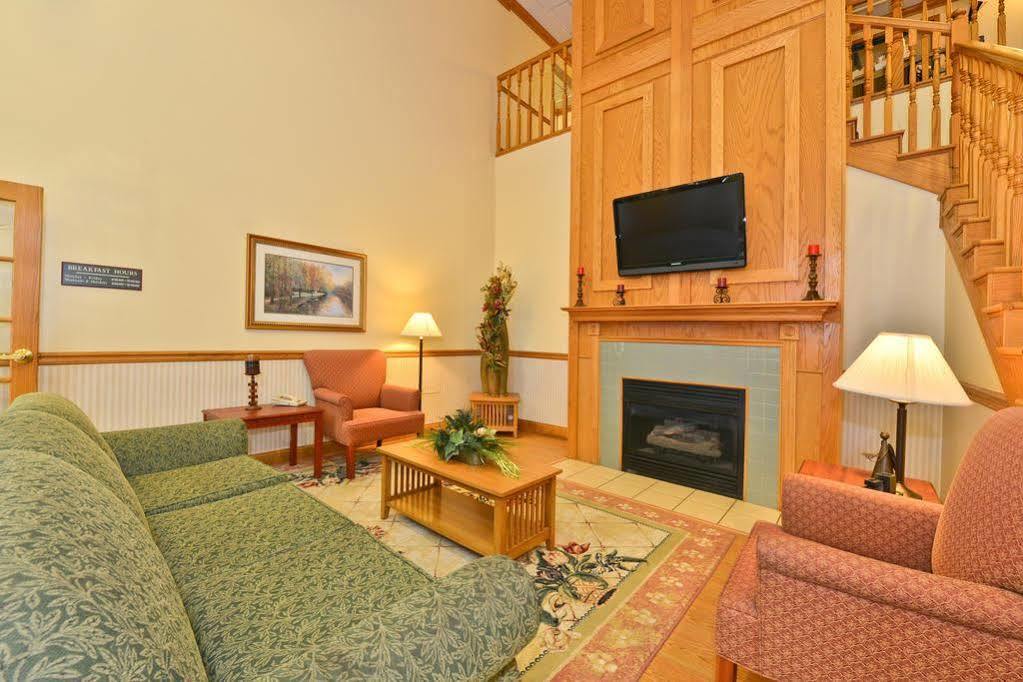 Blisspoint Inn & Suites 마리온 외부 사진